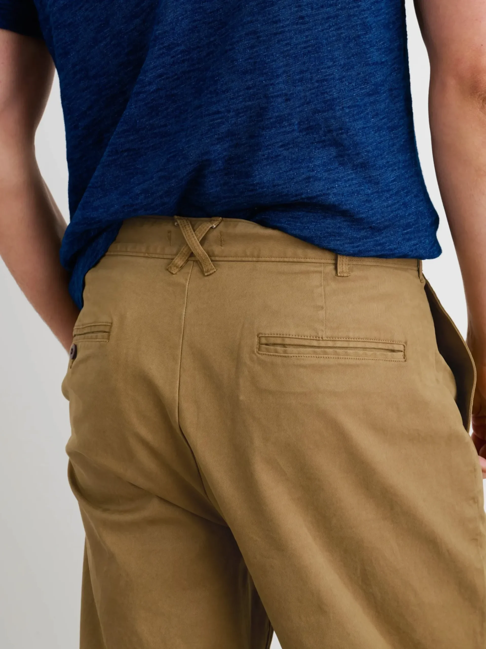 Clearance Alex Mill Standard Pleated Pant In Chino Dark Khaki