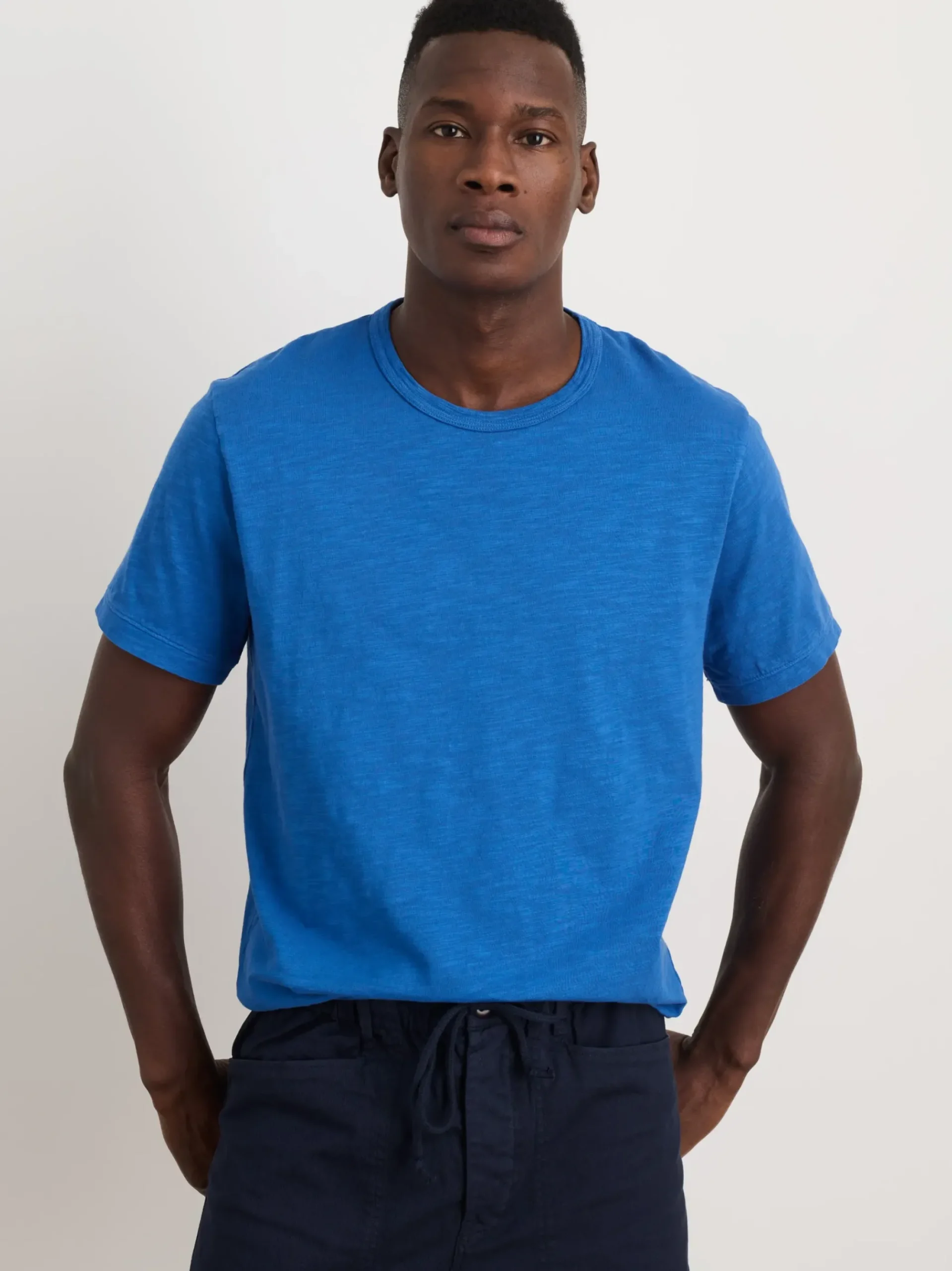 Fashion Alex Mill Standard T Shirt In Slub Cotton Washed Cobalt