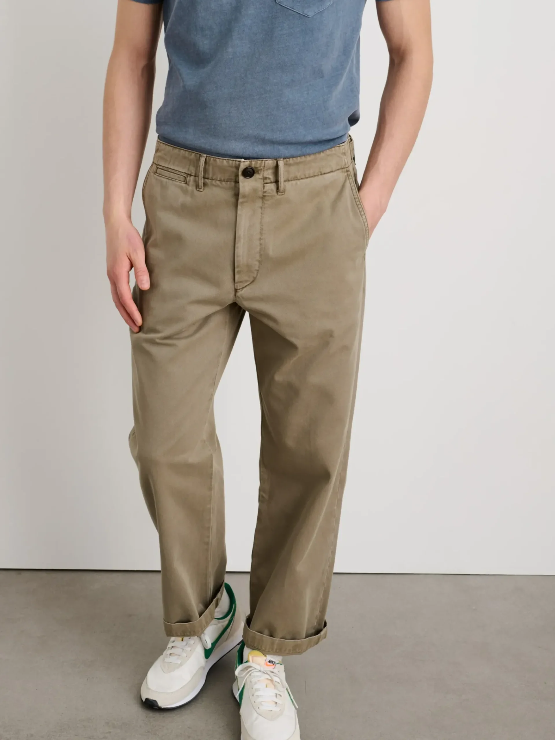 Sale Alex Mill Straight Leg Pant In Vintage Washed Chino Vintage Olive