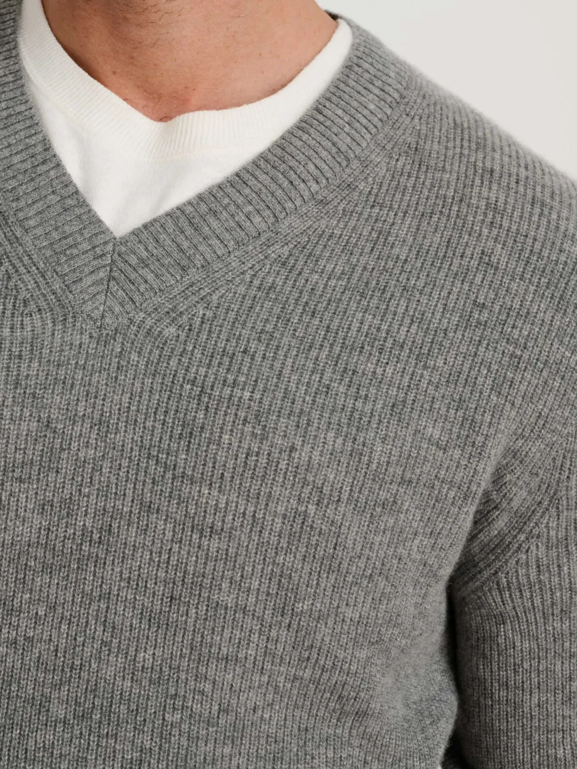 Online Alex Mill V-Neck Sweater In Lightweight Cashmere Heather Grey