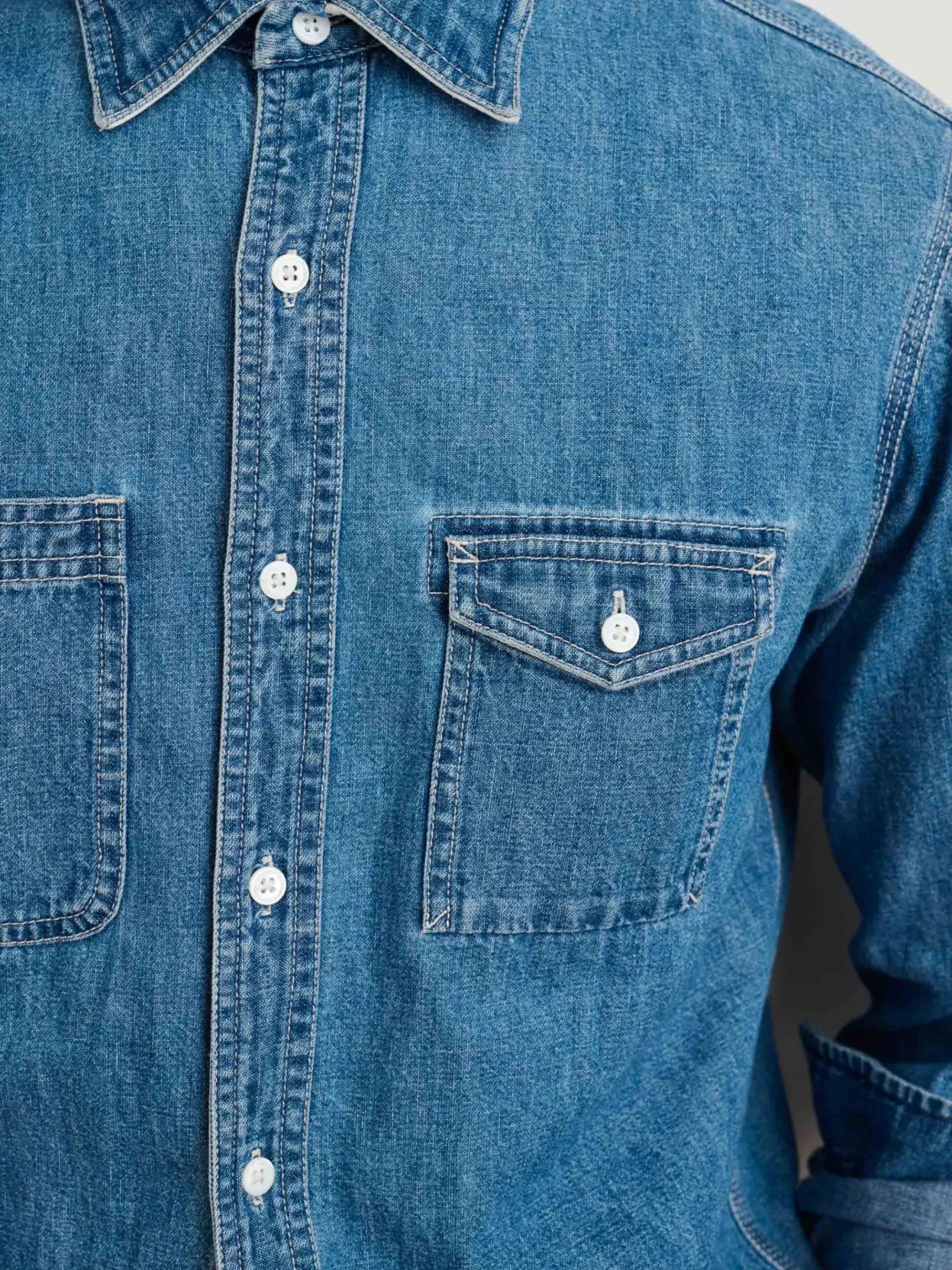 Clearance Alex Mill Work Shirt In Washed Denim
